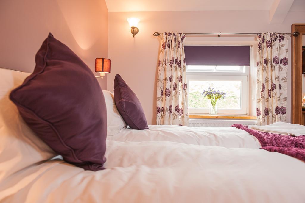 The Little Crown Inn Pontypool Chambre photo