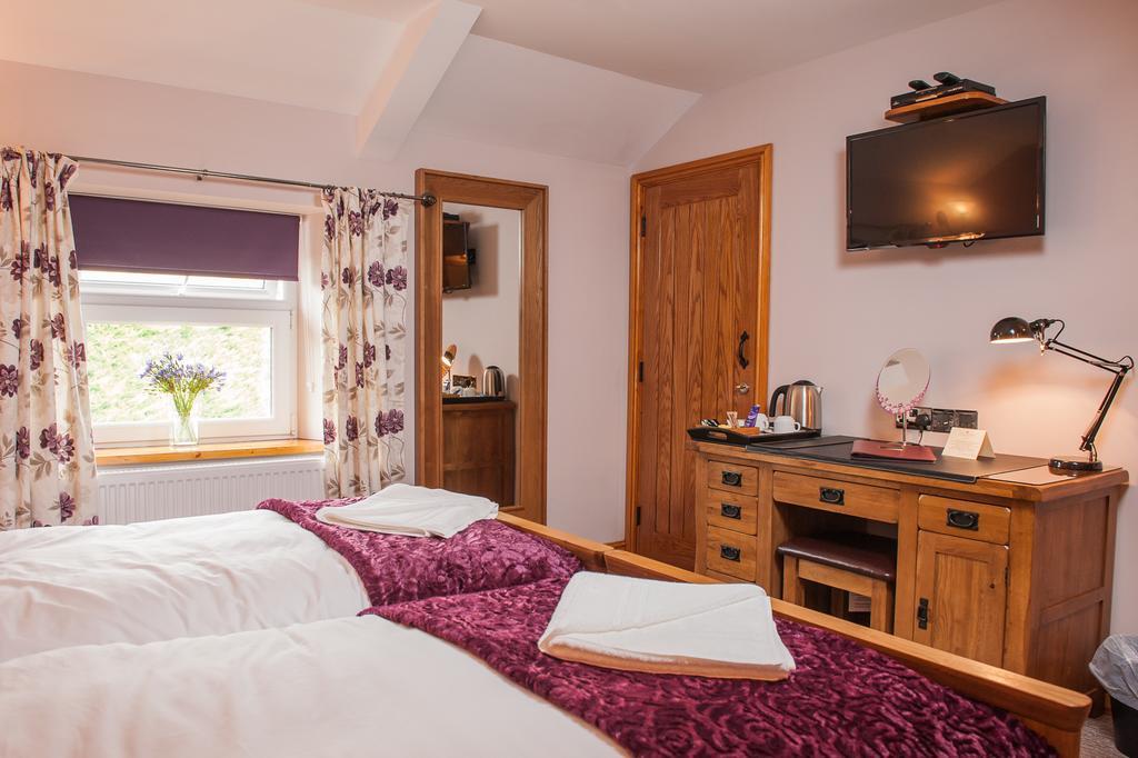 The Little Crown Inn Pontypool Chambre photo