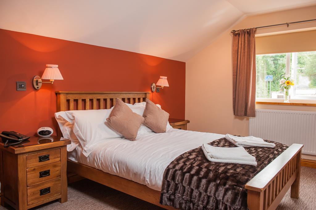 The Little Crown Inn Pontypool Chambre photo